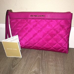 New Michael Kors Nylon Tech Zip Wristlet